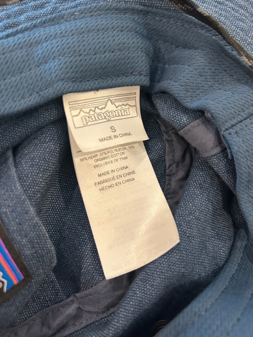 Patagonia Wide Brim Sun bucket Hat in Denim Blue with Chin Strap - Picture 2 of 13